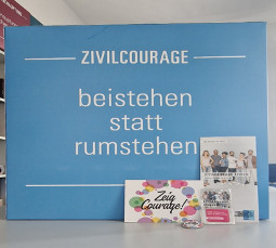 beistehen statt rumstehen